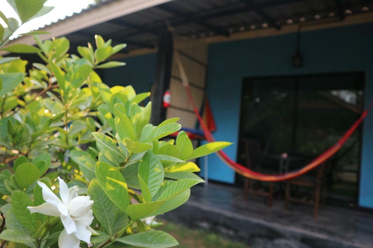 Raven Blue Hotel Koh Lanta Exterior photo