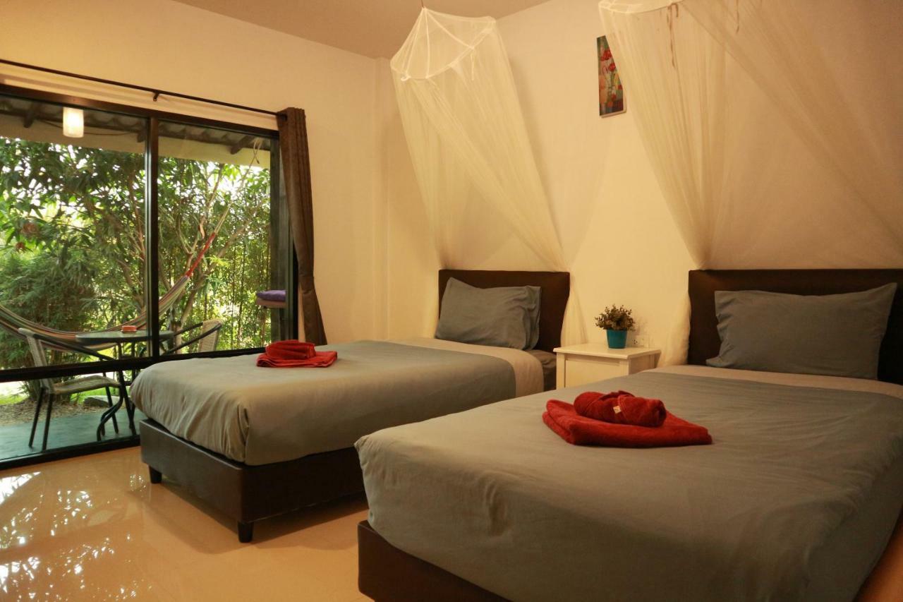 Raven Blue Hotel Koh Lanta Exterior photo