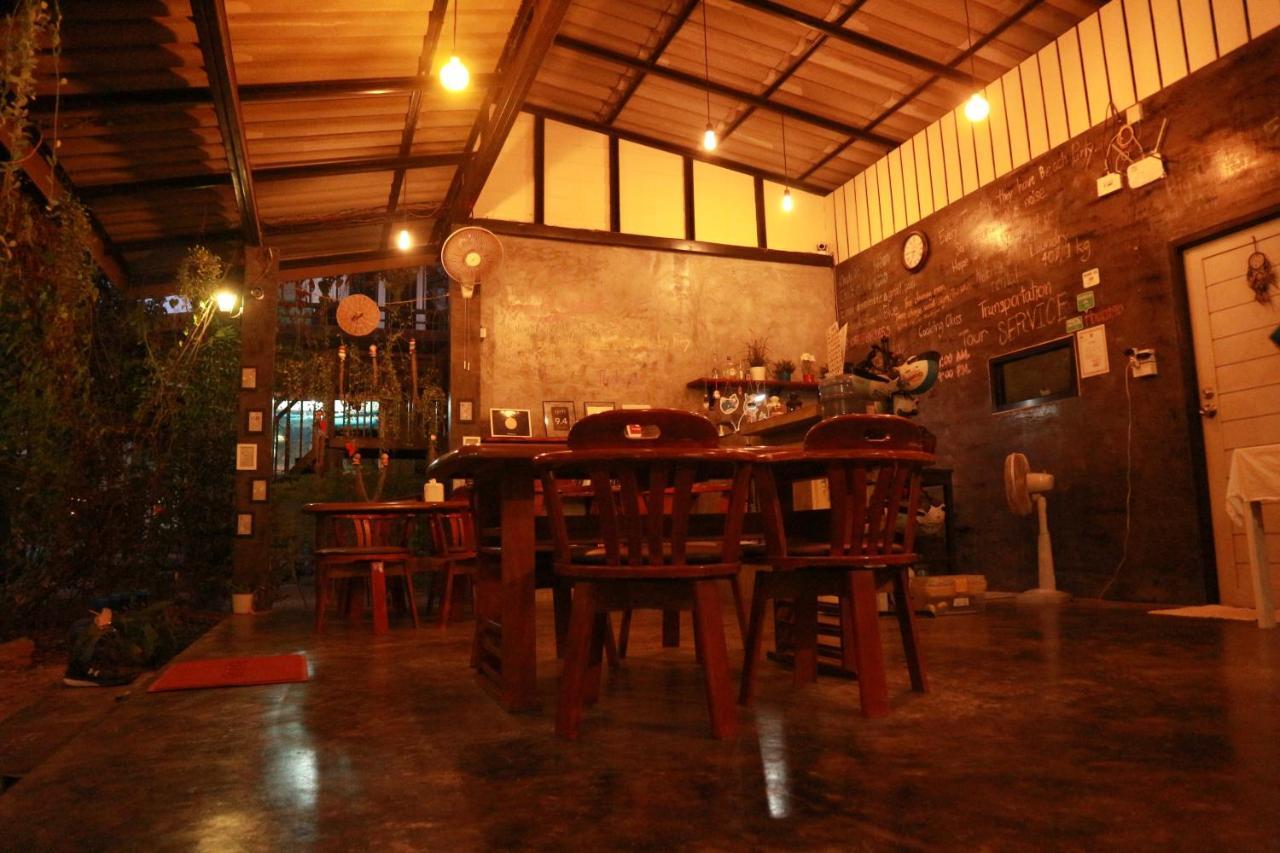 Raven Blue Hotel Koh Lanta Exterior photo