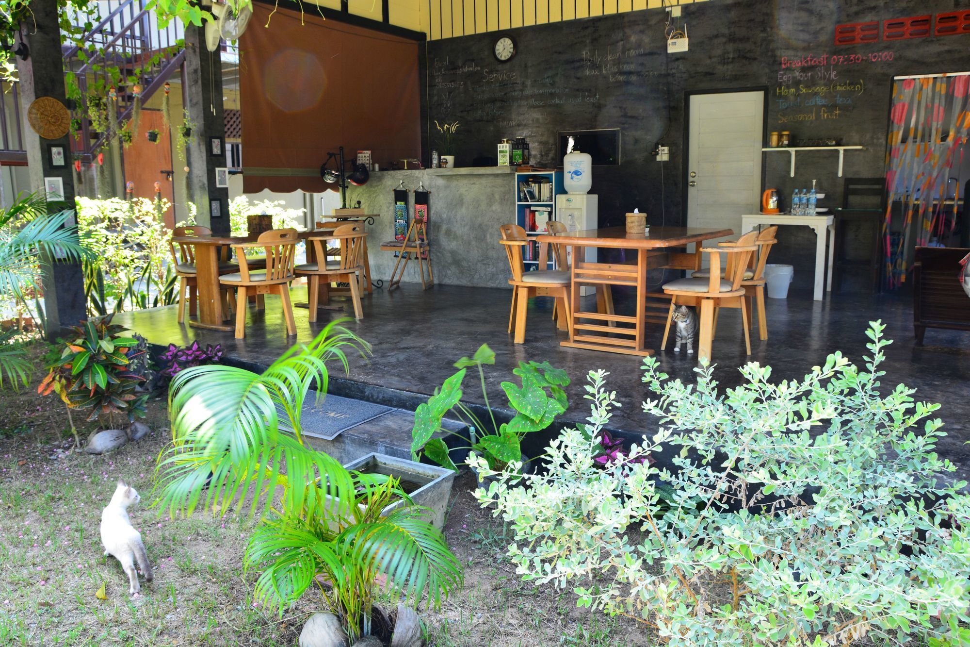 Raven Blue Hotel Koh Lanta Exterior photo